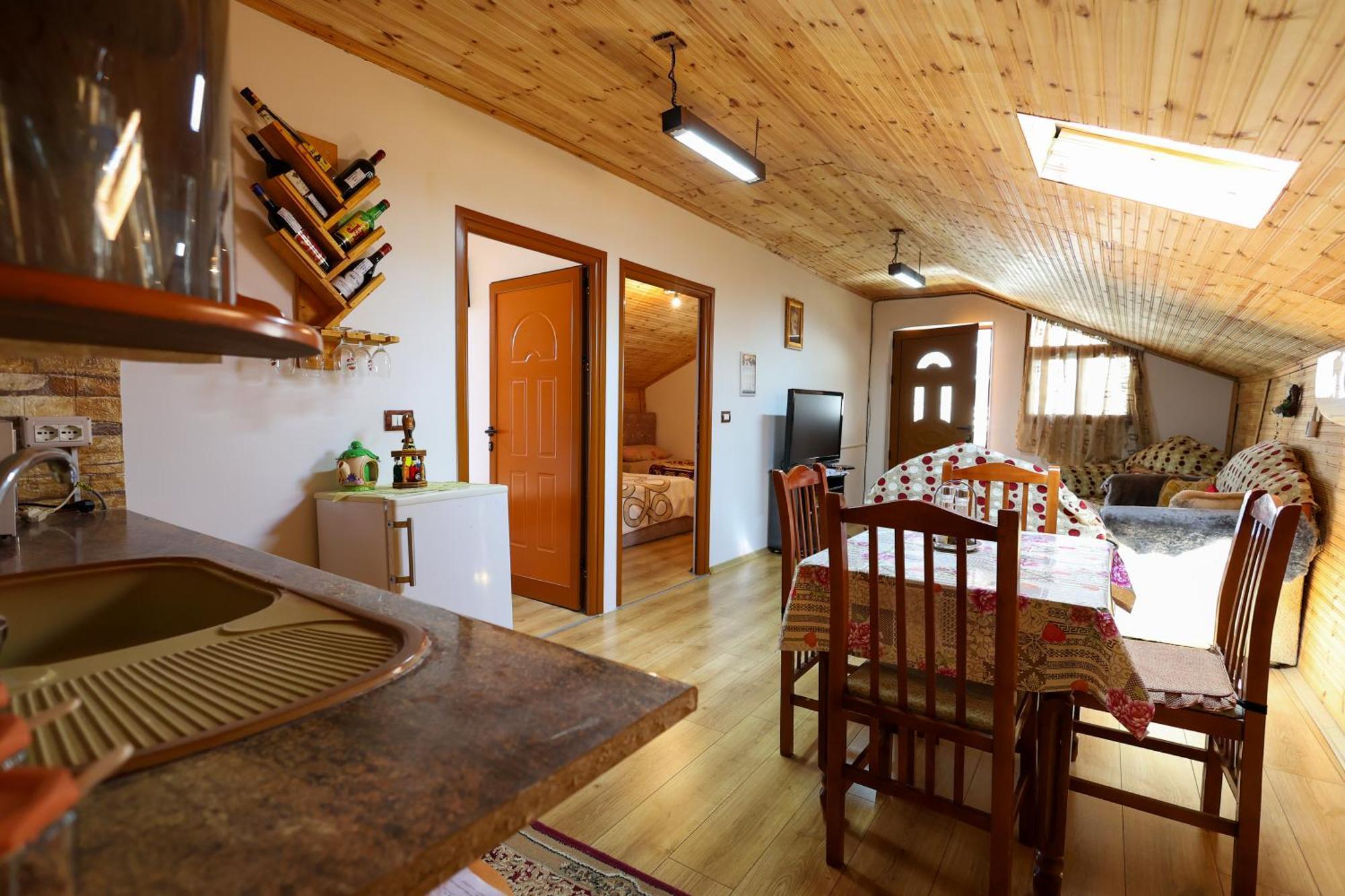 Samuela Cozy Retreat Villa Berat Exteriör bild