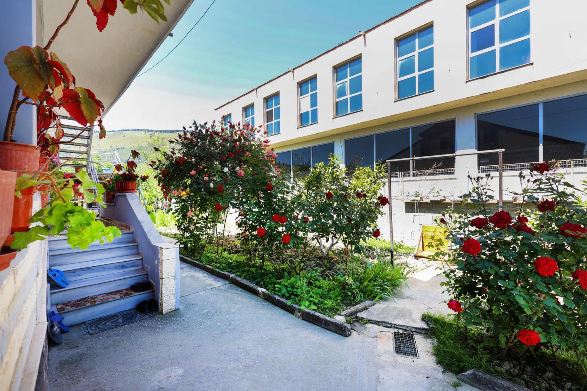 Samuela Cozy Retreat Villa Berat Exteriör bild